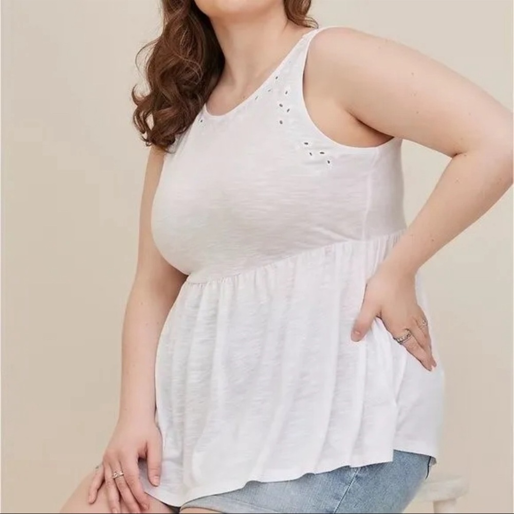 NWOT Torrid white babydoll shirt